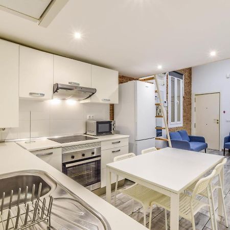 Apartamento En Cuatro Caminos Para 6 Personas Alquiler Temporal Madrid Eksteriør billede